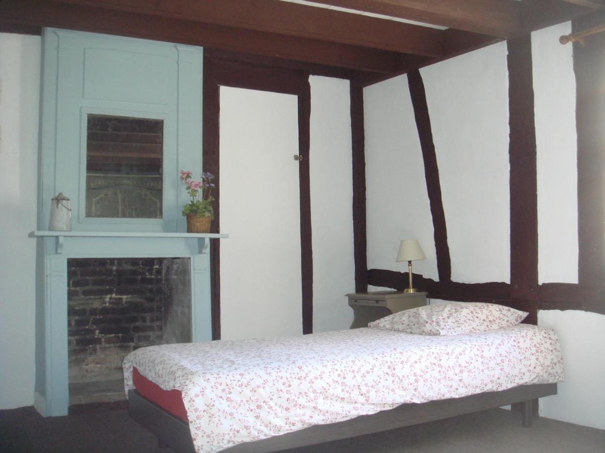 Propriete A 5 Km De Honfleur Villa Fourneville Bagian luar foto