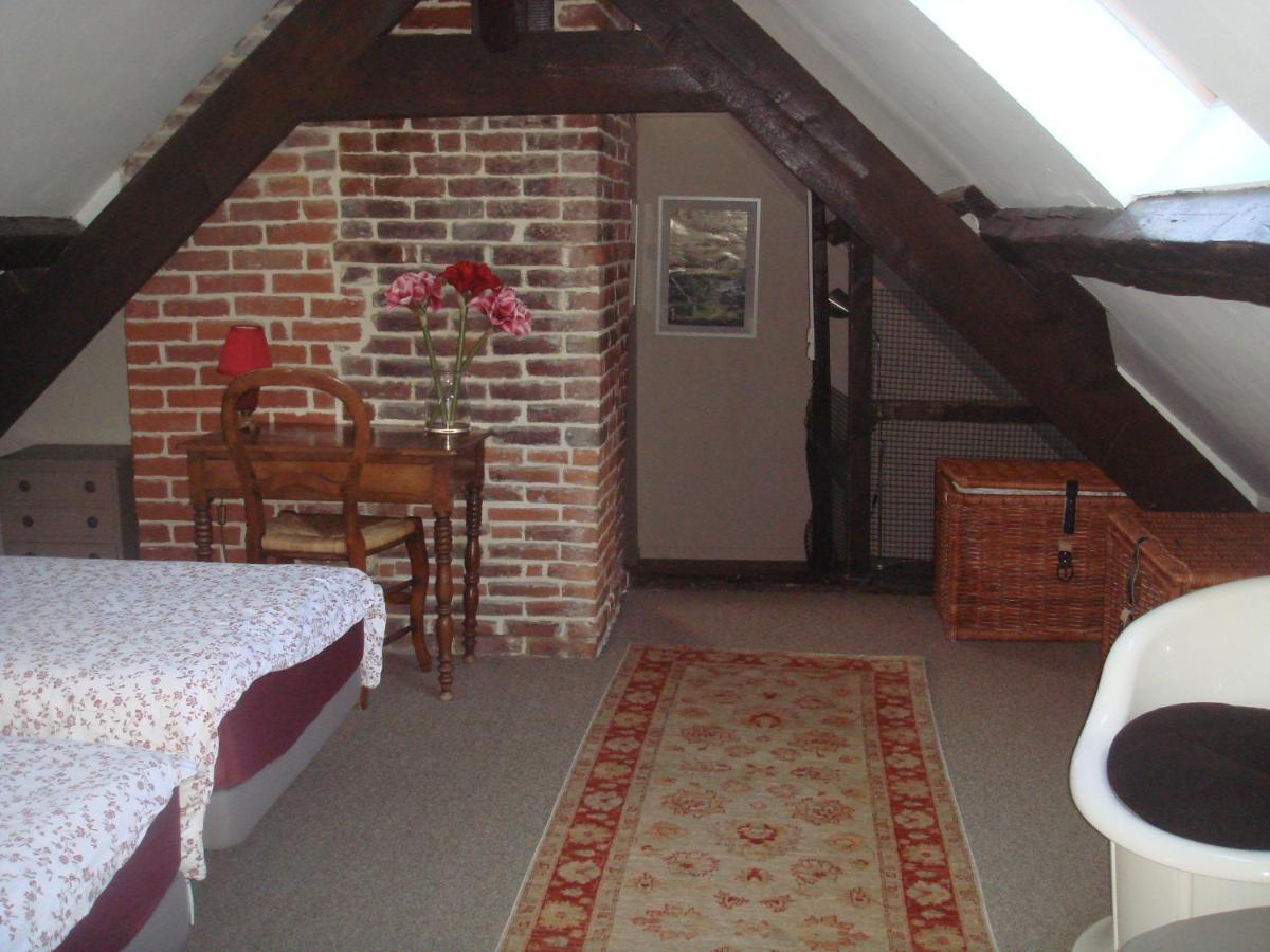 Propriete A 5 Km De Honfleur Villa Fourneville Bagian luar foto